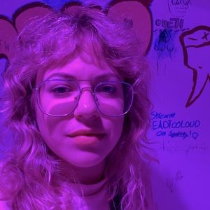 Meet your Posher, Dana